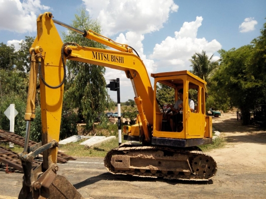 ขายแมคโค ขายแมคโค