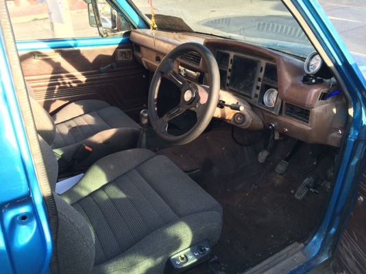 ขาย Datsun 720 เครื่องเพิ่งโอเวอร์ฮอล 2L Turbo