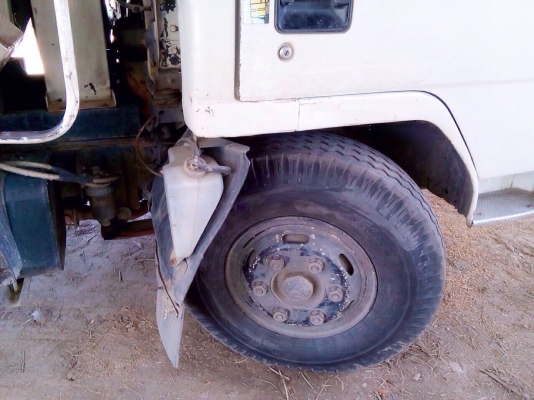 MITSUBISHI CANTER FE 115 HP 4D34 หกล้อดั๊มพ์ กระบะดั๊มพ์เหล็ก 4 ตันความยาว 3.60 เมตรสวยจัดพร้อมบรรทุกหนักได้เลย เครื่องยนต์แน่นแรงดีเดิมๆไม่มีเยิ้ม หัวเก๋งเดิมๆบางๆภายในเก๋งคอนโซลสวยครบ พวงมาลัยเพาเวอร์ ช่วงล่างแน่นคัชซีสวยเดิมๆไม่มีแอ่นไม่มีบวม คานหน้ากั