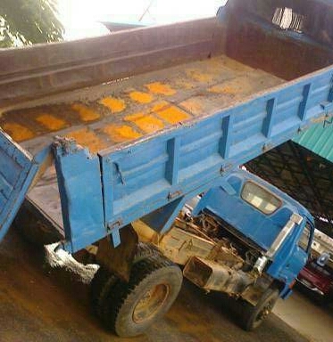 หกล้อ อีซูซุ KS115แรง ดั้ม5คิวย3.80ม.สภาพดีพร้อมลุย ทะเบียนพร้อมโอน  ราคา299,000บ