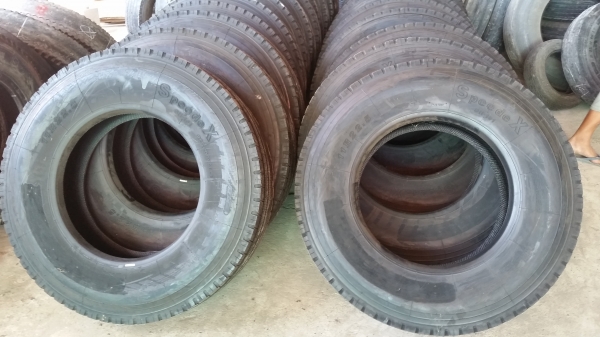 ยางใหม่รถบรรทุก/บัส หลายขนาดราคาถูกๆ