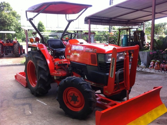 ขายรถไถKubota L 3408 (4WD) พร้อมใบมีดหน้าและเครื่องตัดหญ้าLCS 1.20ม.