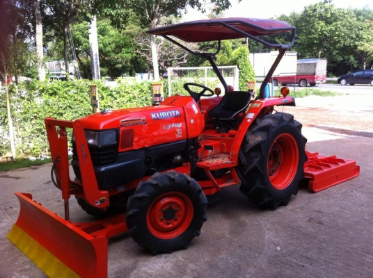 ขายรถไถKubota L 3408 (4WD) พร้อมใบมีดหน้าและเครื่องตัดหญ้าLCS 1.20ม.