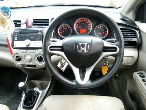 !!! รถบ้าน นักศึกษาผู้หญิงใช้ มือเดียว HONDA CITY 1.5 I-VTEC ปี 09 รถสวยมากเดิมๆ