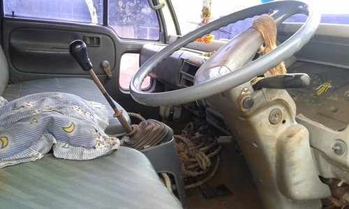 นิสสัน 125 แรงม้า   ปี 48ยาว 5.50  เล่มทะเบียน ราคา -355000