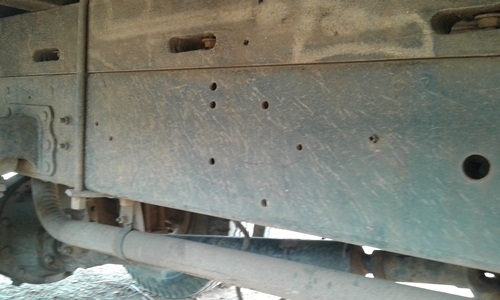 นิสสัน 125 แรงม้า   ปี 48ยาว 5.50  เล่มทะเบียน ราคา -355000