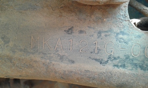 นิสสัน 125 แรงม้า   ปี 48ยาว 5.50  เล่มทะเบียน ราคา -355000