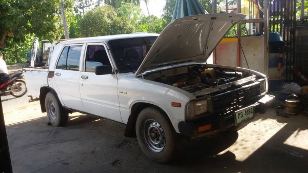 36,000 บาท ToYoTa. ไฮลัก4ประตู เครื่อง2L สภาพดีพร้อมใช้งาน