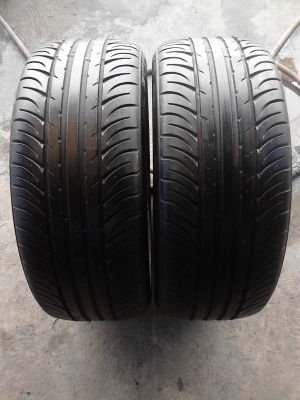 215/45R17 KUMHO ECSTAR SPT มี 2 เส้น tel.081-427-3941 215/45R17 KUMHO ECSTAR SPT มี 2 เส้น tel.081-427-3941