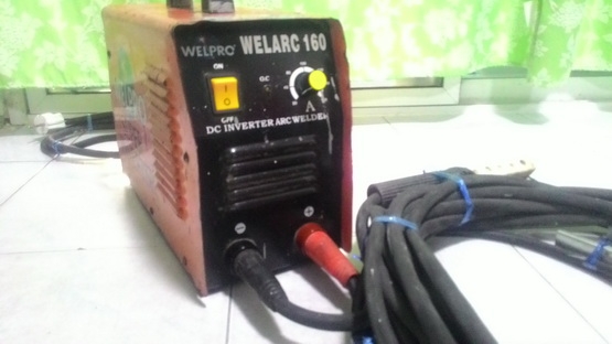 เครื่องเชื่อมไฟฟ้าอินเวอร์เตอร์  welpro ขนาด 160 แอมป์ อุปกรณ์ครบ พร้อมใช้งานครับ