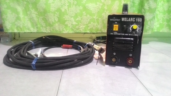 เครื่องเชื่อมไฟฟ้าอินเวอร์เตอร์  welpro ขนาด 160 แอมป์ อุปกรณ์ครบ พร้อมใช้งานครับ