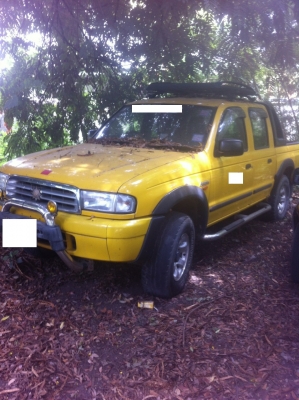 ขายมาสด้า ไฟเตอ 4 ประตู โฟวิล ปี 2001 เกียธรรมดา