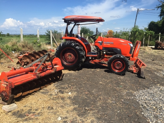 L4708 ใบดันคานล่างพร้อมโรตารี่ตรงรุ่นเล่มทะเบียนพร้อมโอนและพร้อมขนส่งให้ฟรีๆ รถใช้งานน้อยเครื่องเฟืองและเกียร์ดีมาก