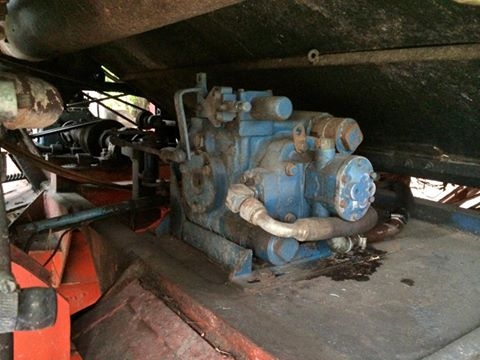 ขายรถเกี่ยวข้าวไทยเส็งยนต์