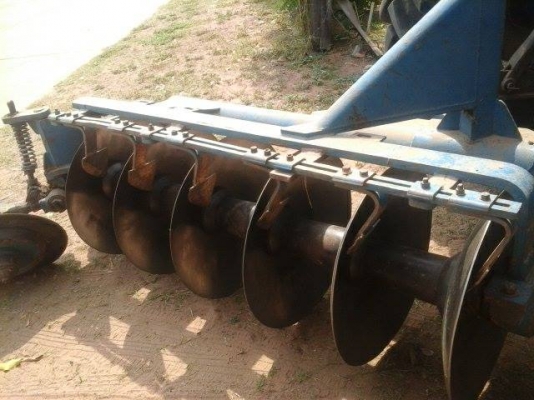 ขายรถไถ FORD 6610 เครื่องT1 อุปกรณ์ดันหน้า-ผานหลัง คราด เครื่องดี ช่วงล่างดี  ยางใหม่ สภาพสวยพร้อมใช้งาน เอกสารพร้อมโอน สนใจโทร 090-8588220คุณนะ 093-3258446คุณบิว ID:narong498 หรือ www.truck.in.th/498 หรือเพจFacebook ณรงค์ ซื้อขายรถมือสอง (เว็บไซต์ส่วนตัว