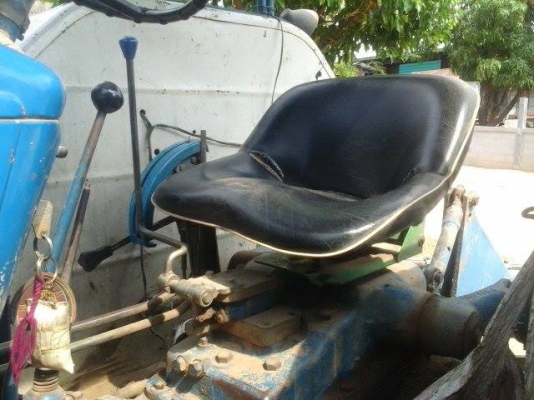 ขายรถไถ FORD 6610 เครื่องT1 อุปกรณ์ดันหน้า-ผานหลัง คราด เครื่องดี ช่วงล่างดี  ยางใหม่ สภาพสวยพร้อมใช้งาน เอกสารพร้อมโอน สนใจโทร 090-8588220คุณนะ 093-3258446คุณบิว ID:narong498 หรือ www.truck.in.th/498 หรือเพจFacebook ณรงค์ ซื้อขายรถมือสอง (เว็บไซต์ส่วนตัว