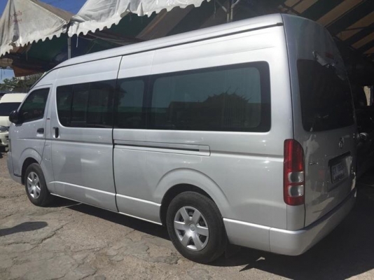 TOYOTA COMMUTER 2.5ปี 10 เกียMT