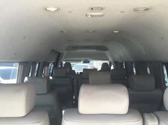 TOYOTA COMMUTER 2.5ปี 10 เกียMT