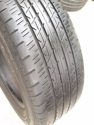 ขายยาง215/60/16 ปี 2213 BRIDGESTONE ER33  4 เส้น