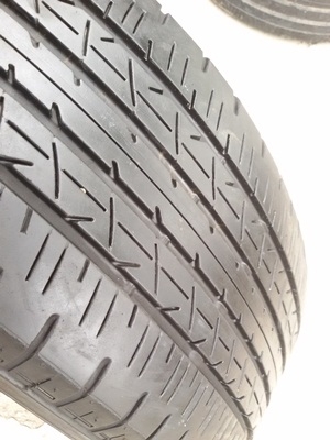 ขายยาง215/60/16 ปี 1214 BRIDGESTONE ER33 4 เส้น