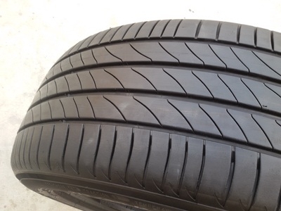 ขายยาง215/60/16 ปี 5013 MICHERLIN 3ST  4 เส้น