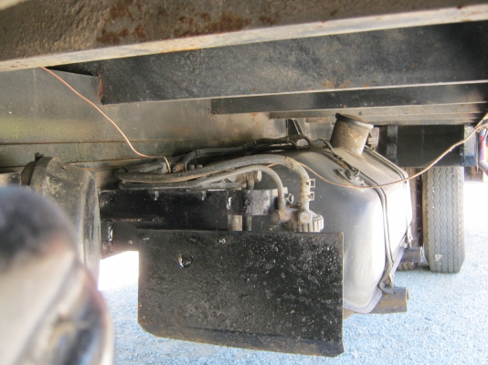 ขายรถ6ล้อฮืโน km 779  177 แรงม้า ยาว 5.50 สวยพร้อมใช้งาน