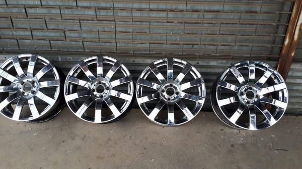 โครเมี่ยม ขอบ 17 4รู100