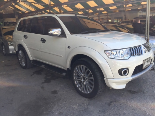 PAJERO 2.4MT GLS ปี2012 ชุดแต่งเต็มๆ สอบถามเพิ่มเติมโทร 080-604-8422