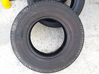 ขายยาง235/75/15 ปี 211 MICHERLIN LATITUDE 4 เส้น