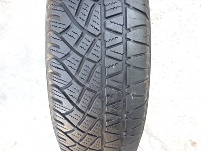 ขายยาง235/75/15 ปี 211 MICHERLIN LATITUDE 4 เส้น