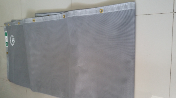 ผ้ใบก่อสร้าง