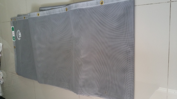 ผ้าใบก่อสร้าง