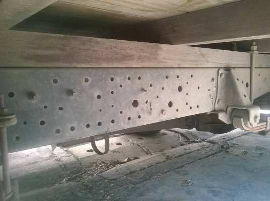 ขาย รถบรรทุก 4 ไม่ติดเวลา  พร้อมใช้งาน สนใจ 089 485 3324