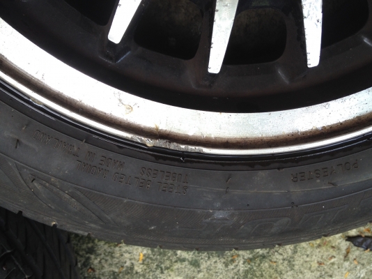 ขายแม็ค BMW ขอบ 14 พร้อมยาง ปี 13 ขายแม็ค BMW ขอบ 14 พร้อมยาง ปี 13