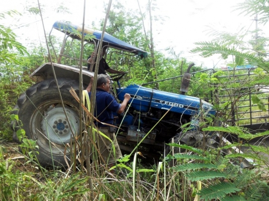 ขายแล้วครับรถไถ Ford น้องๆจากจังหวัดสระแก้วมาขอแบ่งไปครับ ขายแล้วครับรถไถ Ford น้องๆจากจังหวัดสระแก้วมาขอแบ่งไปครับ