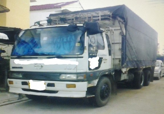 รถฮีโน่ 10 ล้อ1เพลา  รถพร้อมใช้งานทะเบียนพร้อมโอน