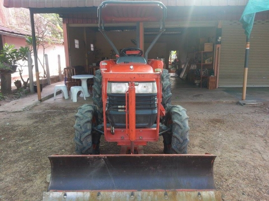 รถแทรกเตอร์มือสอง L3408DI ใบมีดดันดิน ผานพรวน รถสวยสภาพเดิมๆทั้งคัน 260,000บ. ที่เพชรรุ่งเรือง แทร็กเตร์ มีให้เลือกกันหลายรุ่นครับ