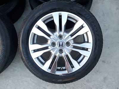ขายล้อแม็กHONDA City SVขอบ16พร้อมยาง ปี12 4 ล้อ ขายล้อแม็กHONDA City SVขอบ16พร้อมยาง ปี12 4 ล้อ