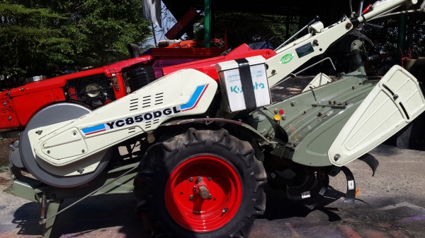 รถพรวนดิน  8.5 แรง