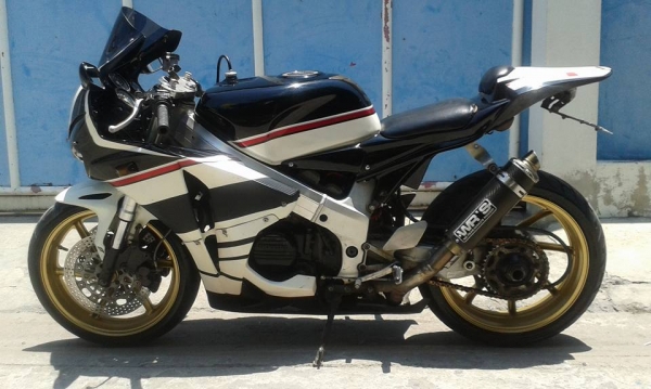 Honda VFR400cc. NC30 ทะเบียนโอนภาษีไม่ขาด (หมดปี59) ทะเบียนเรียงเลขสวย  แฟริ่งcbr1000ปี08