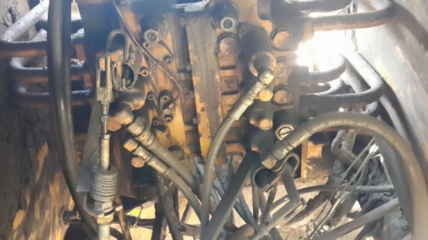 ขายรถ แม็คโคKOMATSU PC200-3 คอนโทรลน้ำมัน เครื่องดี บูมสวย เอกสารอินวอยซ์ ทำงานเร็ว สภาพพร้อมลงงาน