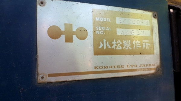 ขายรถ แม็คโคKOMATSU PC200-3 คอนโทรลน้ำมัน เครื่องดี บูมสวย เอกสารอินวอยซ์ ทำงานเร็ว สภาพพร้อมลงงาน