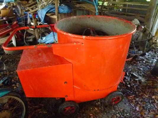 โม่ปูนฉาบ ผสมปูน ผสมปุ๋ย ขนาด 2 ถุงมือสอง พร้อมมอเตอร์ 3 แรง สภาพ 95 \% โม่ปูนฉาบ ผสมปูน ผสมปุ๋ย ขนาด 2 ถุงมือสอง พร้อมมอเตอร์ 3 แรง สภาพ 95 \%