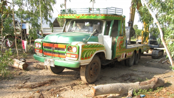 ขาย 6 ล้อ ซีต้าหางปลาขึ้นแบคโฮ