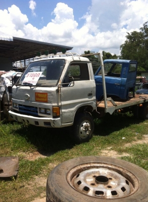 ขาย 6 ล้อ ซีต้าหางปลาขึ้นแบคโฮ