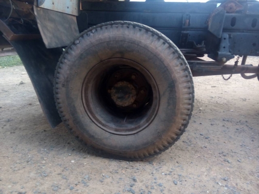 Isuzu NPR120 ฝาขาวรถห้างแท้ปี 44 คัสซีสวยทั้งเส้นไม่มีหัก ช่วงล่างท้าย F