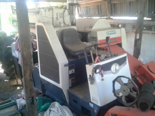 ขายรถเกี่ยวข้าว ปี53คูโบต้า DC60 พลัสพร้อมเทรลเลอร์สารี่ลาก ใช้งานน้อย พันกว่า ชม. สภาพพร้อมทำงาน ช่วงล่างดี พร้อมลงลุยงาน ขายรถเกี่ยวข้าว ปี53คูโบต้า DC60 พลัสพร้อมเทรลเลอร์สารี่ลาก ใช้งานน้อย พันกว่า ชม. สภาพพร้อมทำงาน ช่วงล่างดี พร้อมลงลุยงาน