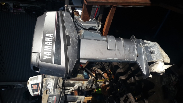 ขายเครื่องเรือ YAMAHA 25 เเรง