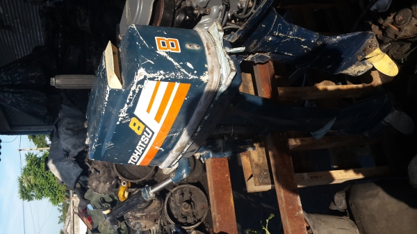 ขายเครื่องเรือ TOHATSU 8 เเรง นำเข้า