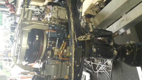 ขายเครื่องเรือ YAMAHA 8 เเรง นำเข้า